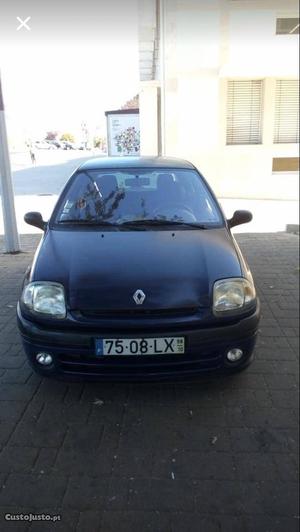 Renault Clio ll Outubro/98 - à venda - Ligeiros