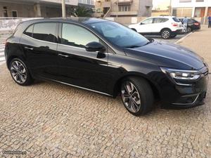 Renault Mégane BOSE EDITION SS Dezembro/16 - à venda -