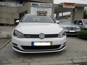 VW Golf VII1.6 TDi Março/15 - à venda - Ligeiros