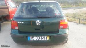 VW Golf passageiros Maio/98 - à venda - Ligeiros