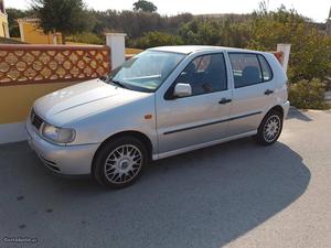 VW Polo v urgent Agosto/97 - à venda - Ligeiros