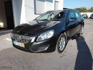 Volvo V60 Dcv Setembro/12 - à venda - Ligeiros