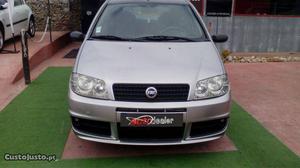 Fiat Punto 1.3 multijet Sound Janeiro/04 - à venda -