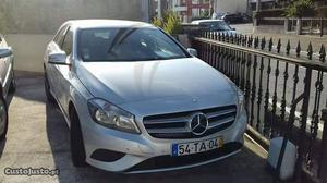 Mercedes-Benz A  diesel Julho/13 - à venda -