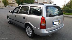 Opel Astra Caravan D/A e A/C Abril/00 - à venda - Ligeiros
