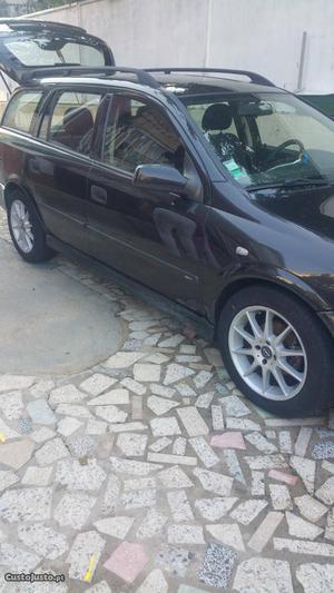 Opel Astra G caravan Outubro/99 - à venda - Ligeiros