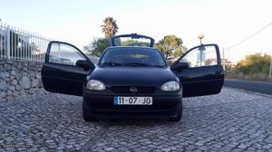 Opel Corsa B v Dezembro/97 - à venda - Ligeiros
