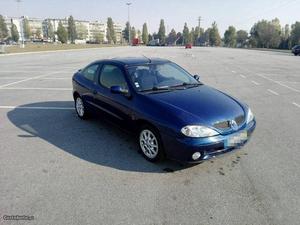 Renault Mégane coupe Março/99 - à venda - Descapotável /