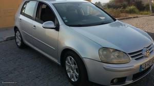 VW Golf 2.0 TDI 140CV Junho/04 - à venda - Ligeiros