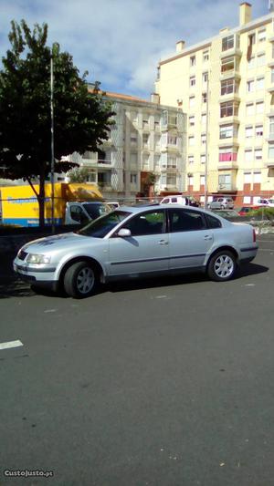 VW Passat  TDI Janeiro/99 - à venda - Ligeiros