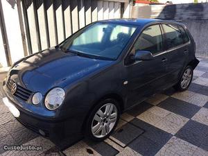 VW Polo cv Março/02 - à venda - Ligeiros