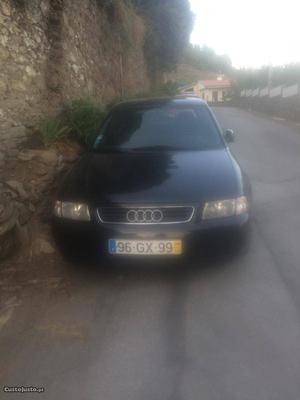 Audi A3 1.9 Dezembro/00 - à venda - Ligeiros Passageiros,