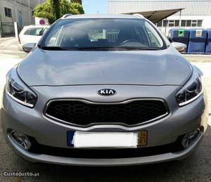Kia Ceed 1.6 CRDI- 128Cv Janeiro/14 - à venda - Ligeiros