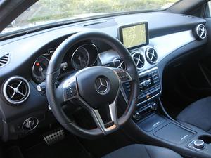  Mercedes-Benz Classe GLA GLA 200 CDI AMG 4 Matic 7