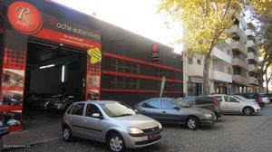 Opel Corsa C 1.0 Comfort 5P Junho/01 - à venda - Ligeiros
