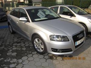 Audi A3 Nac1.6tdiA/Credito Novembro/11 - à venda - Ligeiros