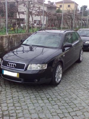 Audi A4 1.9 tdi 130 cv 6 Vel Agosto/02 - à venda - Ligeiros