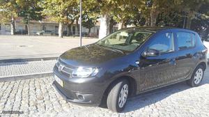 Dacia Sandero bi-fuel Setembro/13 - à venda - Ligeiros