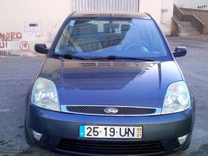 Ford Fiesta Em excelente estado Janeiro/03 - à venda -