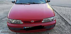 Nissan Almera v Setembro/96 - à venda - Ligeiros