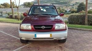 Suzuki Grand Vitara 4x4 Setembro/98 - à venda - Pick-up/