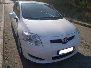 Toyota Auris 1.4D-4D 90Cv Maio/09 - à venda - Ligeiros