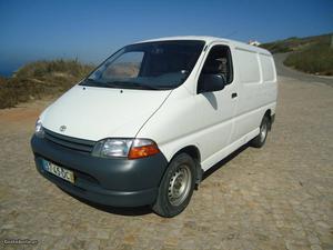 Toyota HiAce Fechada Setembro/99 - à venda - Comerciais /