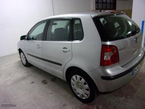 VW Polo V Imaculado Maio/03 - à venda - Ligeiros