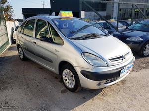 Citroën Picasso 1.6i  Outubro/01 - à venda -