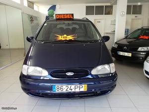 Ford Galaxy 7 Lugares Maio/00 - à venda - Ligeiros