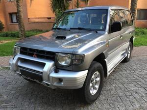 Mitsubishi Pajero 2.8 Tutrbo Intercooler LONGO Dezembro/98 -