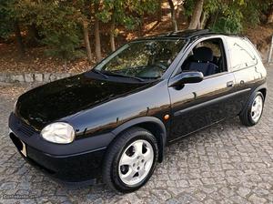 Opel Corsa 1.0i Confort Impec Junho/99 - à venda - Ligeiros