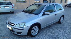 Opel Corsa 1.3 CDTI SPORT VAN Novembro/04 - à venda -