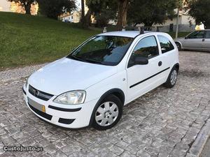 Opel Corsa 1.3 CDTi Van Setembro/03 - à venda - Comerciais