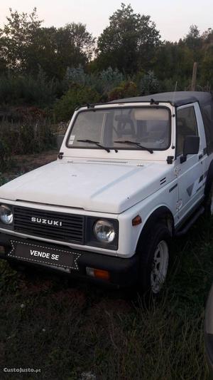 Suzuki SJ  Julho/88 - à venda - Pick-up/