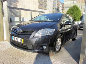  Toyota Auris 1.4 D-4D EXCLUSIVE SPORT  KMS NOVO