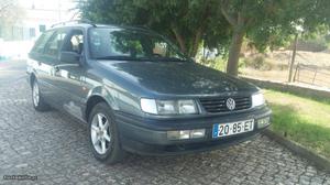 VW Passat 1.9tdi Março/95 - à venda - Ligeiros