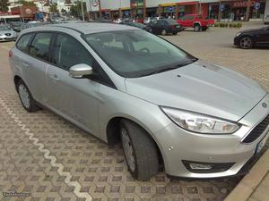 Ford Focus Business 1.5 TDCI Fevereiro/16 - à venda -