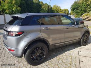 Land Rover Evoque 2.2 TD 4 Dezembro/11 - à venda - Ligeiros