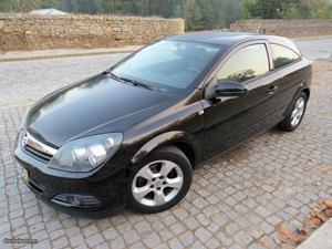 Opel Astra GTC  cv Agosto/06 - à venda - Ligeiros