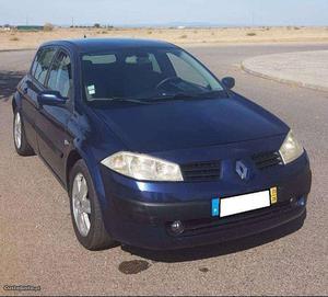 Renault Mégane 1.5 Tdci Maio/03 - à venda - Ligeiros