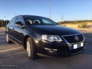 VW Passat 2.0TDI Conf.line DSG Outubro/07 - à venda -