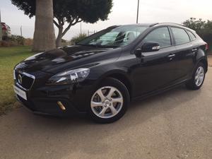  Volvo V40 Cross Country 2.0 DCv) Kinetic