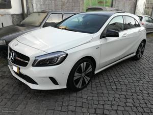 Mercedes-Benz A 200 Activity Edition Agosto/16 - à venda -