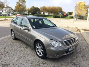 Mercedes-Benz C 220 Station Maio/06 - à venda - Ligeiros