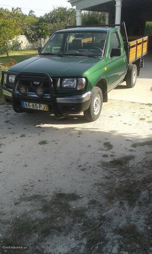 Nissan Navara DFD22 Abril/00 - à venda - Pick-up/