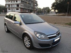 Opel Astra CDTI teto panoramico Novembro/05 - à venda -