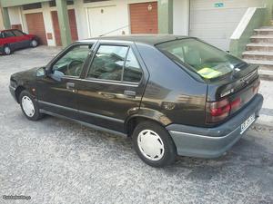 Renault 19 storia Agosto/95 - à venda - Ligeiros