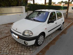 Renault Clio 1.2 - 5 Portas Novembro/98 - à venda -