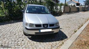 Seat Ibiza 1.0 AR COND. A.TROCA Julho/01 - à venda -